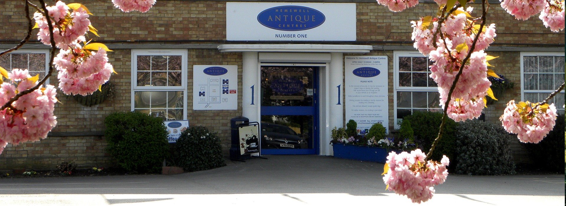 Hemswell antiques jewellery sale