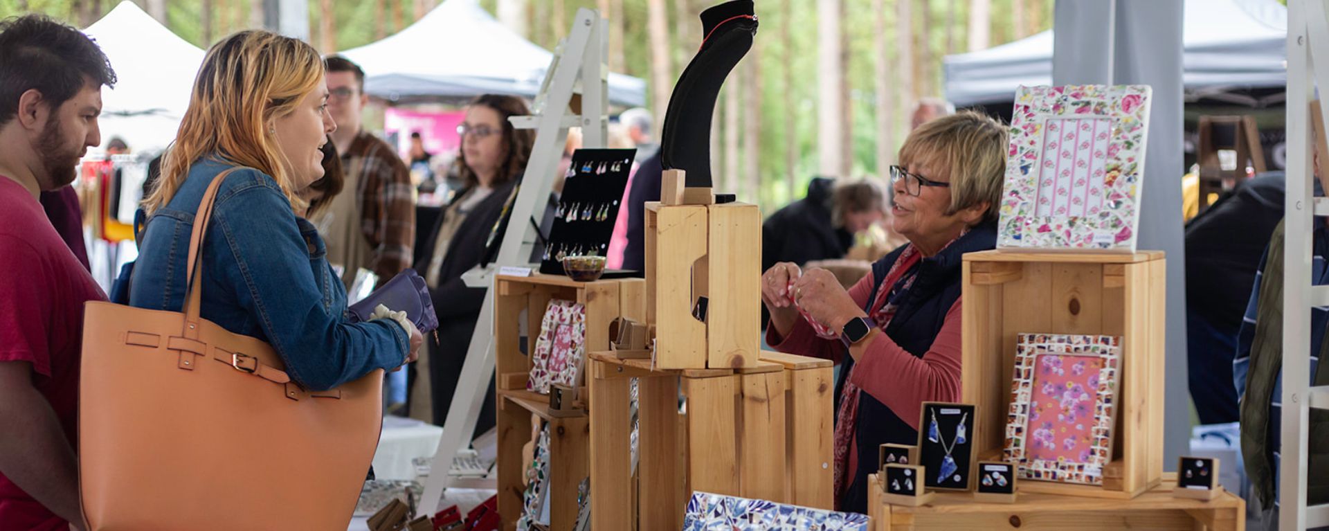 Stall Holders and customers at Stourton Woods Artisan Market Stall Holders and customers at Stourton Woods Artisan Market