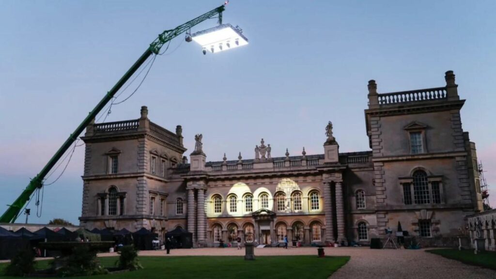 Grimsthorpe Castle Bridgerton filming (c) Netflix 2