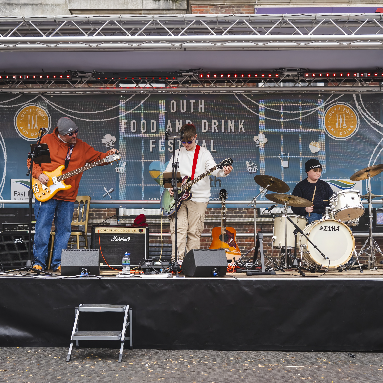 Louth Food and Drink Live Music