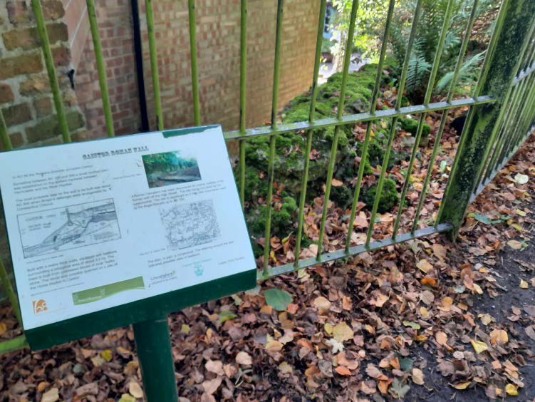 Caistor – Roman Wall 