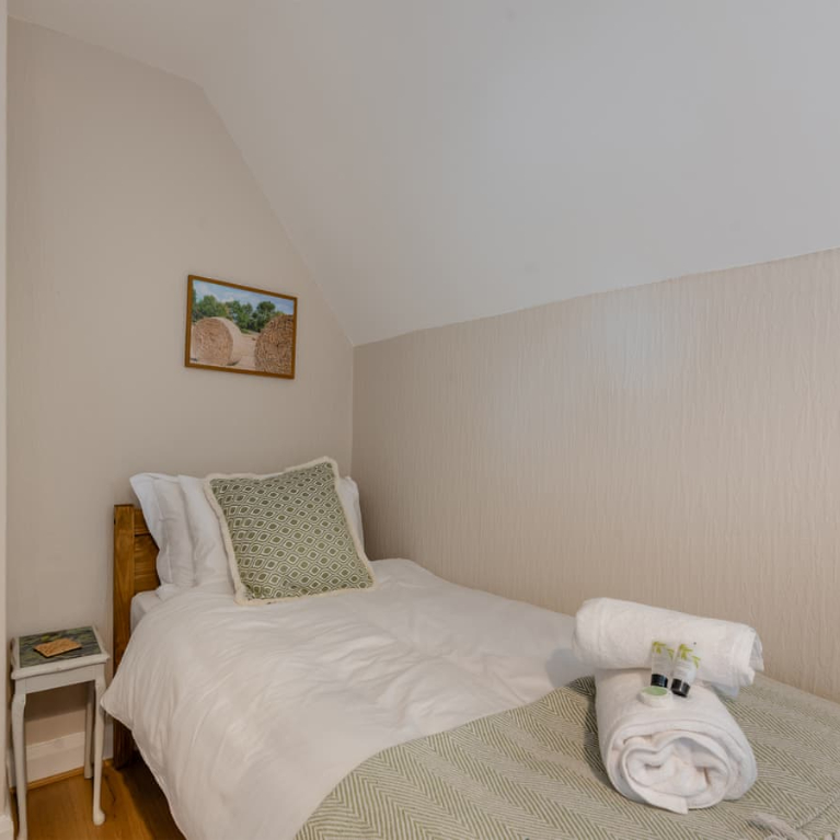 Bankside Cottage Single Bed 2 Bankside Cottage Single Bed 2