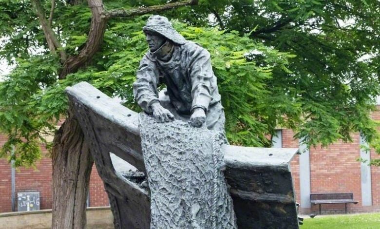 Fisherman's Memorial Grimsby Minster