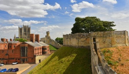 Lucy Tower, Victorian prison of Lincoln Castle, Cathedral in background